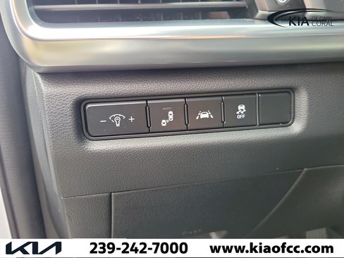 Certified 2022 Kia Telluride S FWD image 23