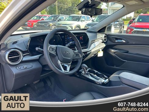 New 2025 Chevrolet Trax ACTIV w/ Driver Confidence Package image 10