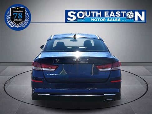Used 2019 Kia Optima LX image 4
