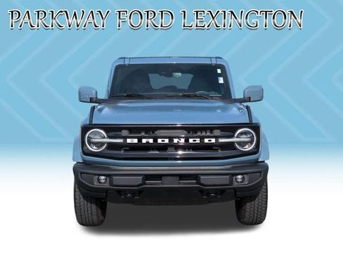 Used 2025 Ford Bronco Outer Banks AWD/4WD image 8