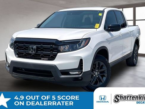 Used 2024 Honda Ridgeline Sport image 1