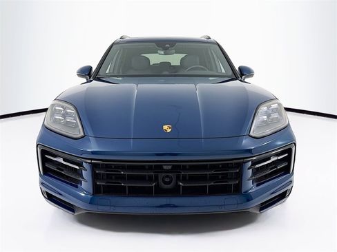 New 2025 Porsche Cayenne S image 6