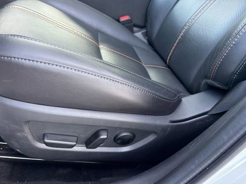 Used 2025 MAZDA CX-50 AWD 2.5 S w/ Premium Plus Pkg image 12