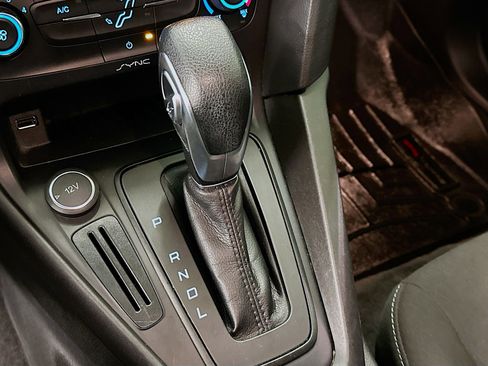 Used 2017 Ford Focus SE image 24