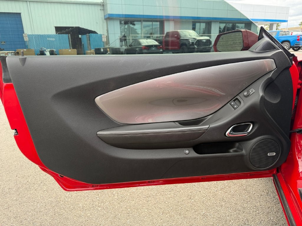 Used 2010 Chevrolet Camaro SS w/ RS Package RWD image 20