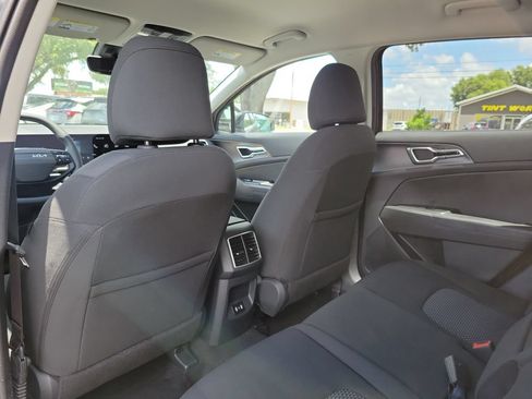 New 2026 Kia Sportage LX w/ LX Convenience Package FWD image 22