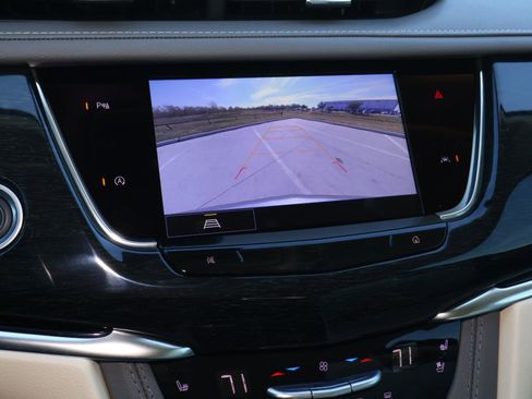 Certified 2023 Cadillac XT6 Premium Luxury image 34