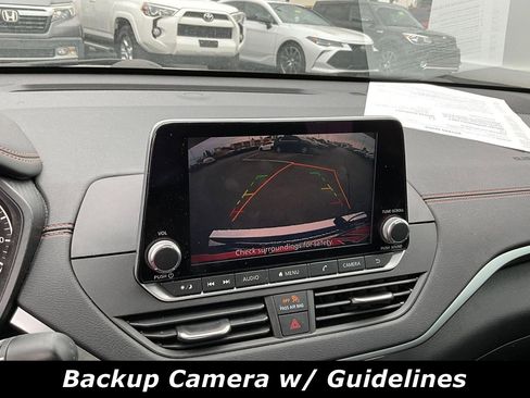 Used 2021 Nissan Altima 2.0 SR FWD image 13