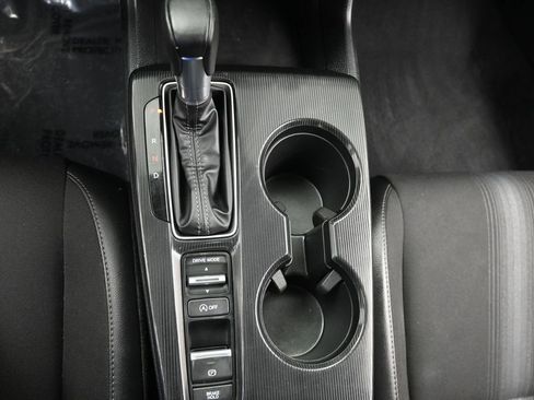 Certified 2025 Honda Civic Sport image 11