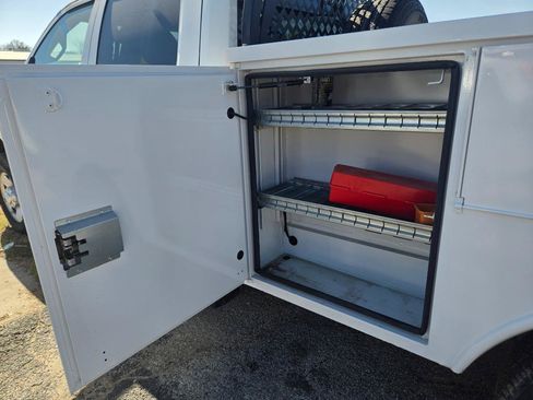 Used 2024 RAM 3500 Tradesman w/ Safety Group AWD/4WD image 40