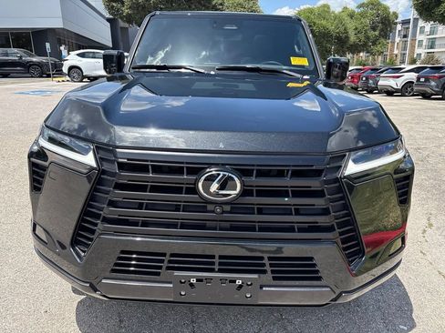 Used 2026 Lexus GX 550 w/ Cold Area Package AWD/4WD image 8