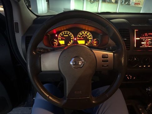 Used 2007 Nissan Frontier NISMO image 6