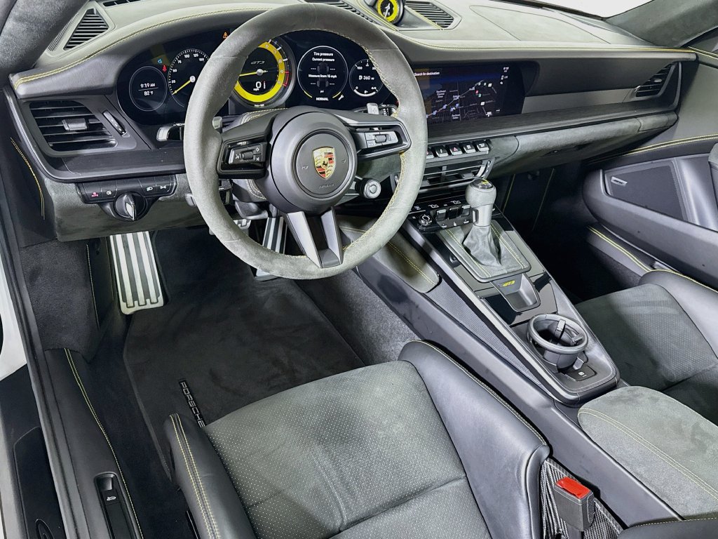 Certified 2024 Porsche 911 GT3 RWD image 4
