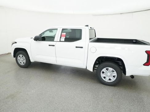 New 2026 Toyota Tundra SR image 4