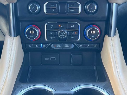 Used 2024 Chevrolet Tahoe Premier w/ Premium Package RWD image 35