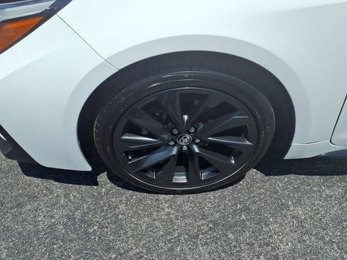 Used 2024 Toyota Corolla XSE FWD image 4