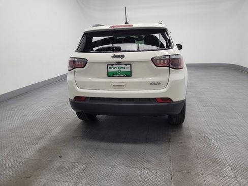 Used 2018 Jeep Compass Latitude w/ Popular Equipment Group image 7