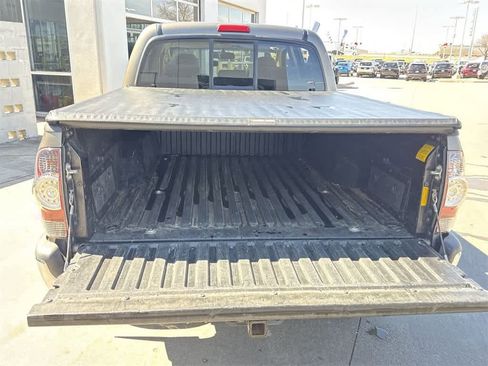 Used 2013 Toyota Tacoma PreRunner w/ SR5 Pkg image 20