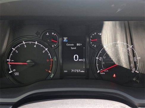 Used 2021 Toyota 4Runner SR5 Premium image 20