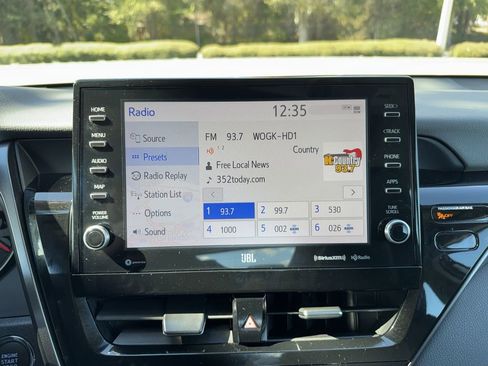 Used 2022 Toyota Camry XSE image 20