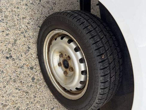 Used 2019 Nissan NV200 S image 9