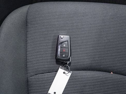 Used 2024 Toyota RAV4 LE image 29