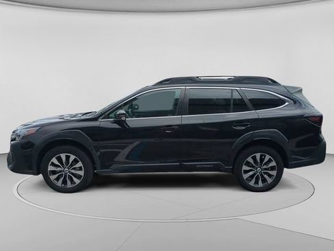 Used 2024 Subaru Outback Limited AWD/4WD image 8