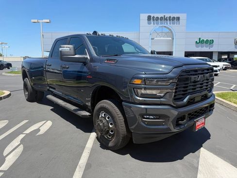 New 2026 RAM 3500 Big Horn AWD/4WD image 3