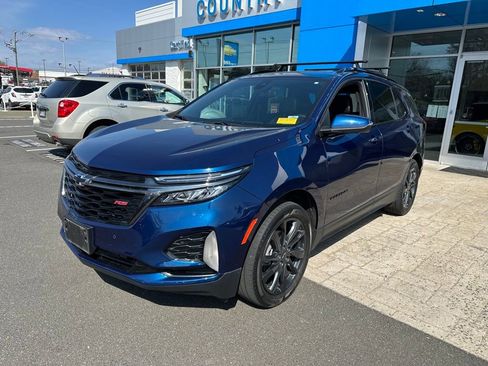 Used 2023 Chevrolet Equinox RS w/ RS Leather Package image 9