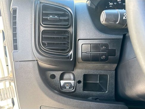 Used 2023 RAM ProMaster 3500 FWD image 10