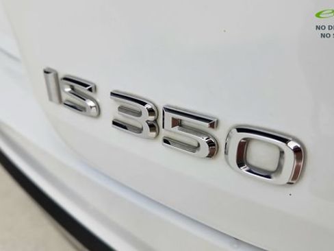 Used 2023 Lexus IS 350 F Sport RWD image 17