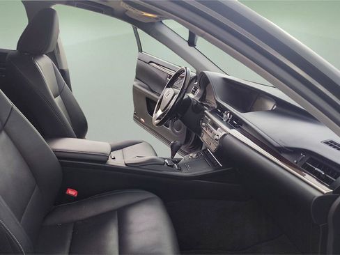 Used 2015 Lexus ES 350 image 11