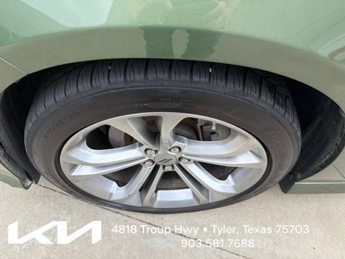 Used 2022 Dodge Charger R/T RWD image 4