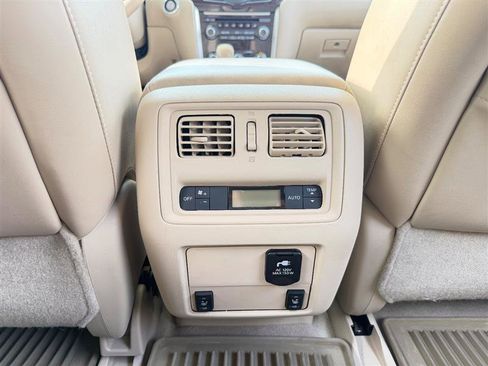 Used 2013 Nissan Pathfinder Platinum image 24