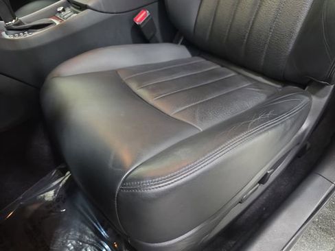 Used 2017 INFINITI QX50 AWD w/ Premium Package image 27