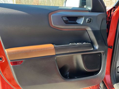 Used 2024 Ford Bronco Sport Outer Banks w/ Tech Package image 10