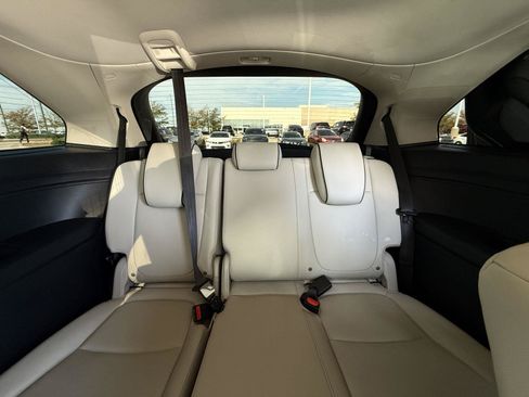 Used 2025 Honda Odyssey Touring image 29