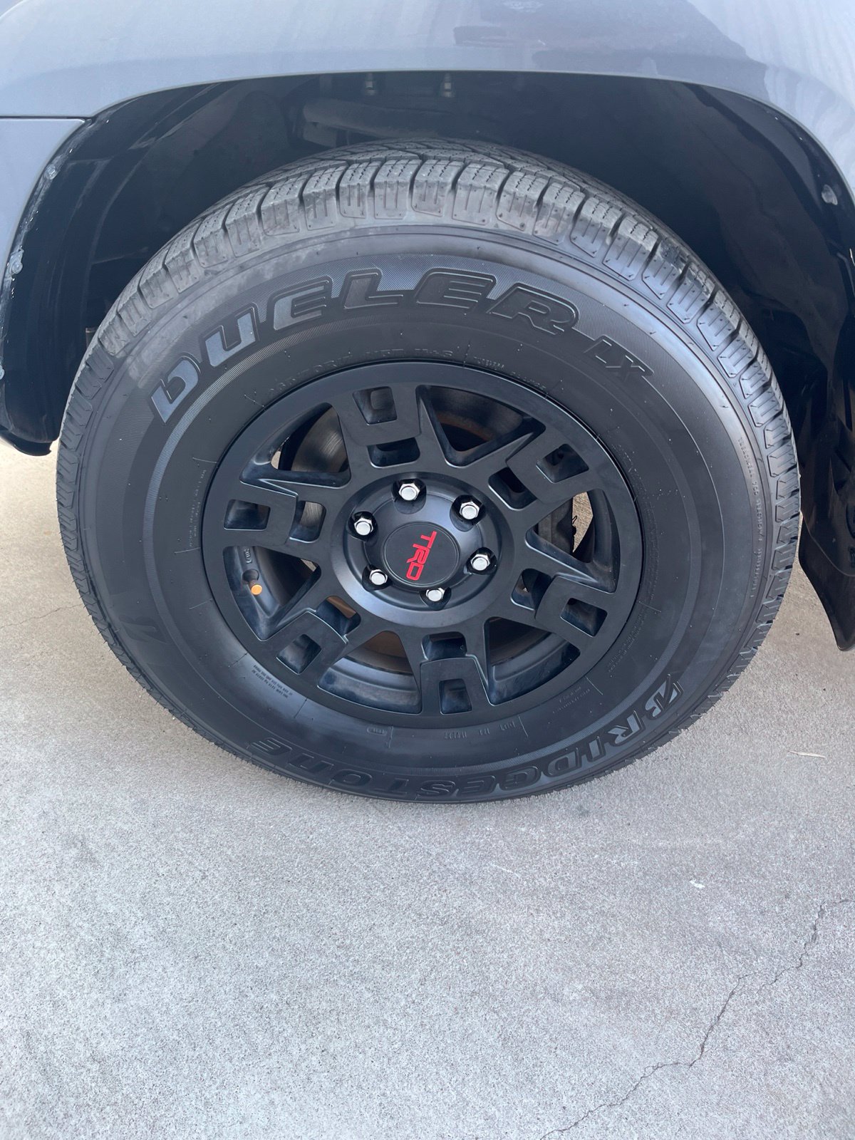 Used 2022 Toyota 4Runner SR5 Premium w/ Moonroof Package RWD image 27