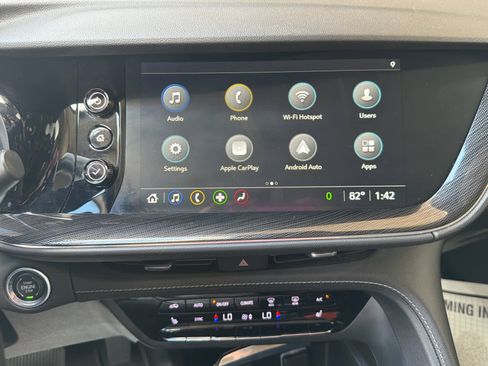 Used 2023 Buick Envision Essence FWD image 41