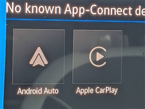 New 2026 Volkswagen Taos SE image 23