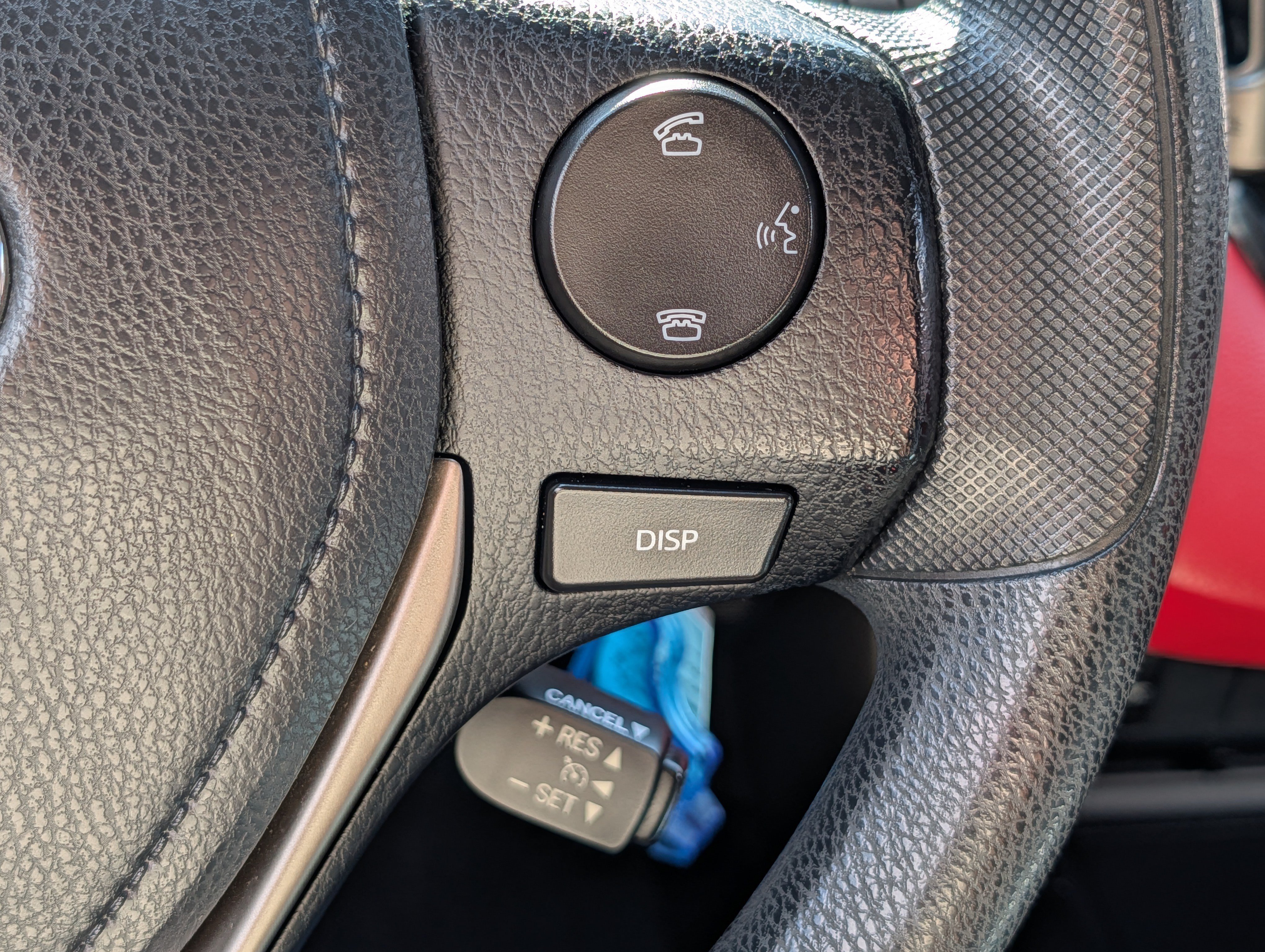 Used 2014 Toyota RAV4 XLE AWD/4WD image 29
