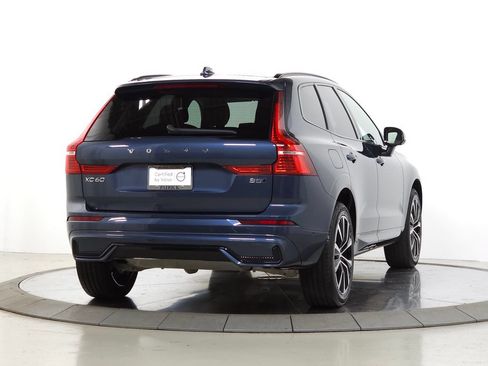 Certified 2025 Volvo XC60 B5 Plus AWD/4WD image 13
