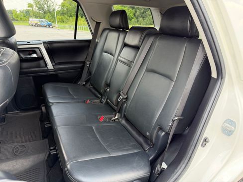 Used 2016 Toyota 4Runner Limited AWD/4WD image 21