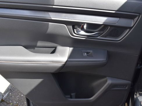 Used 2025 Honda CR-V Sport-L image 19