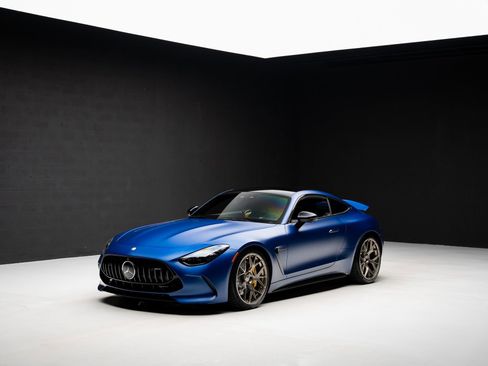 Used 2024 Mercedes-Benz AMG GT 63 image 4