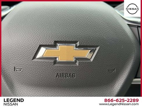 Used 2025 Chevrolet Suburban Premier AWD/4WD image 27