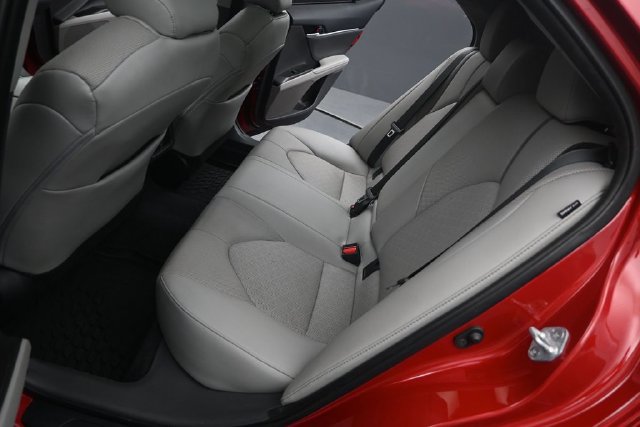 Used 2023 Toyota Camry XSE w/ Navigation Package FWD image 16