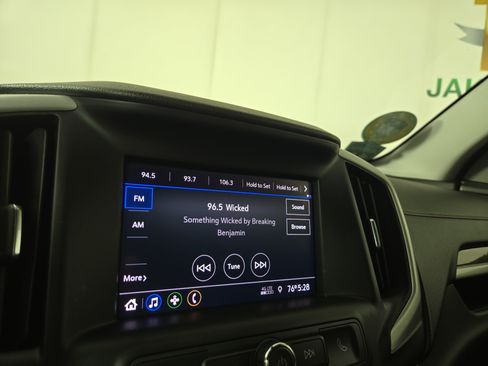 Used 2021 GMC Terrain SLE w/ Driver Convenience Package AWD/4WD image 18