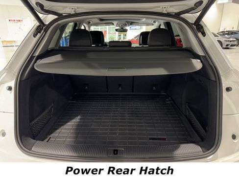 Used 2021 Audi Q5 Premium Plus w/ Premium Plus Package image 13