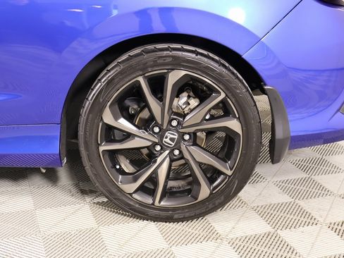 Used 2019 Honda Civic Sport image 16